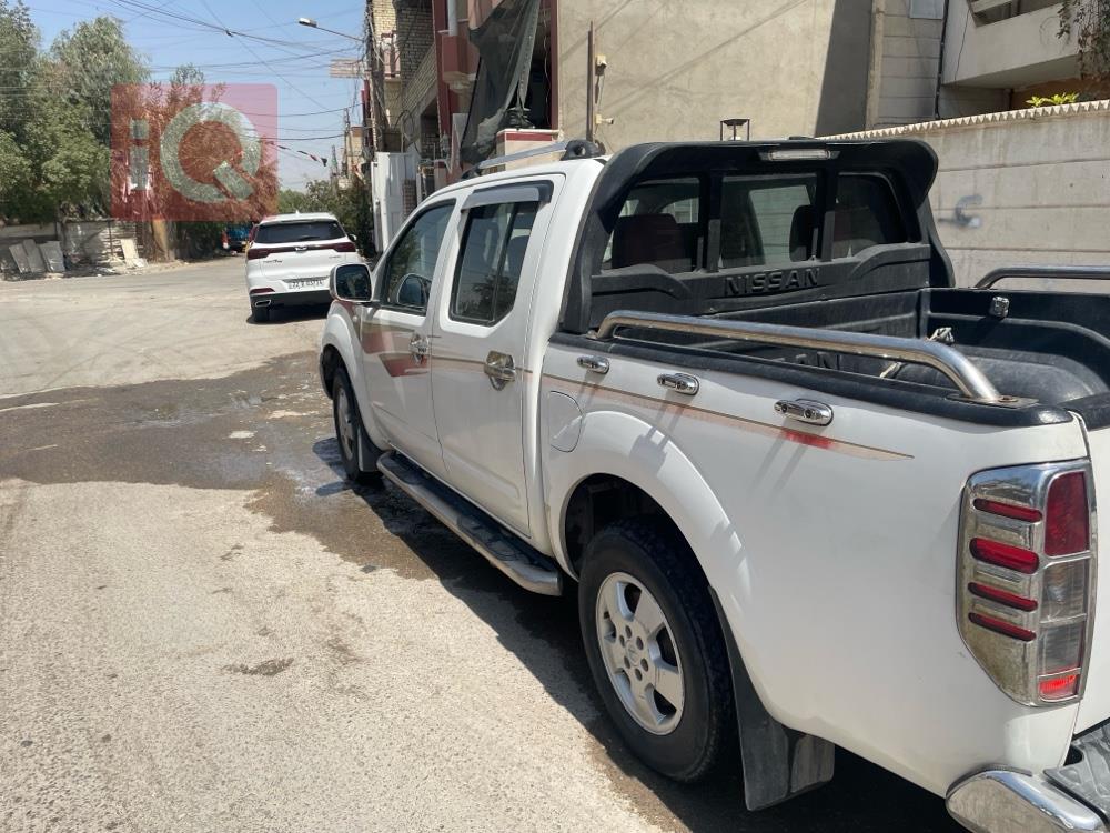 نيسان نافارا